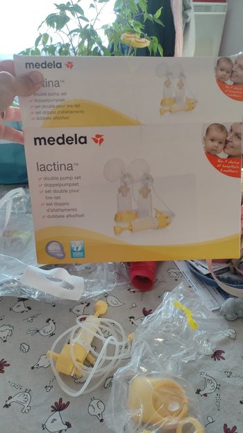 Tire lait manuel double pompe de la marque medela