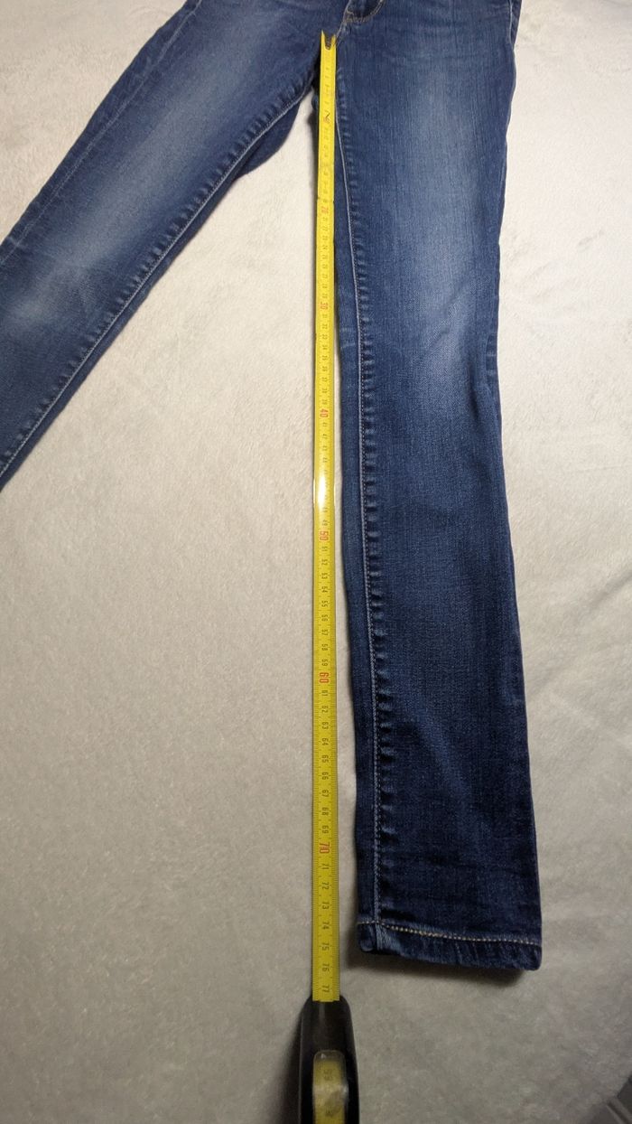 Jeans Levi's excellent état - photo numéro 2