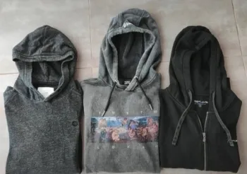Lot sweats Teddy Smith et Jack and Jones  taille S