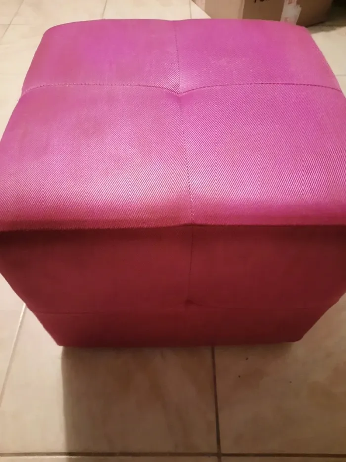 Lots de 4 poufs en cube fuschia