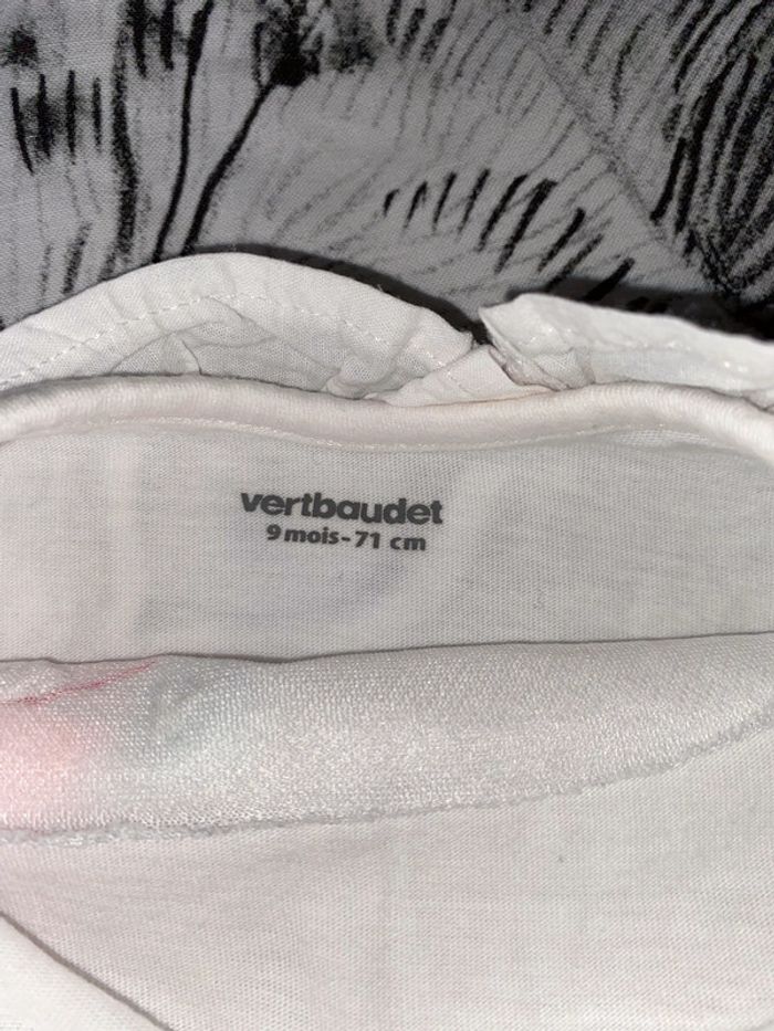 Ensemble t-shirt et short en velours, taille 9 mois, marque Vertbaudet et Tape à l’œil. - photo numéro 3
