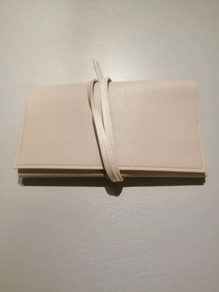 🌸Pochette porte monnaie beige pour soirée Neuve 🌸