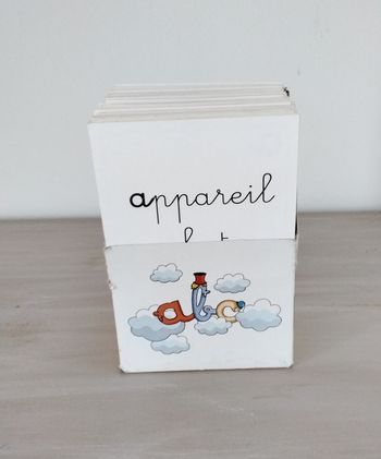 200 fiches,  Mes premiers pas vers la lecture , de la lettre A à Z, Hachette  recto verso 