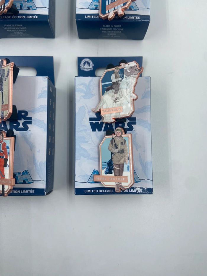Collection Complète 12 Pin's Star Wars Hoth 2023 Disney Parks édition limitée NEUF - photo numéro 4