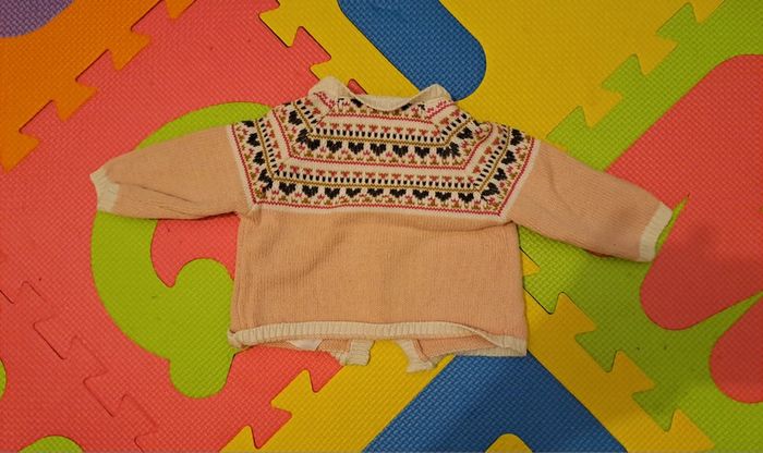 Gilet orange cœur, vertbaudet, taille 1 mois (54 cm) - photo numéro 2