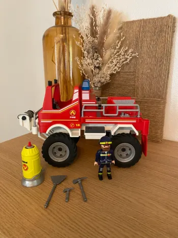 Véhicule 4x4 de pompier Playmobil