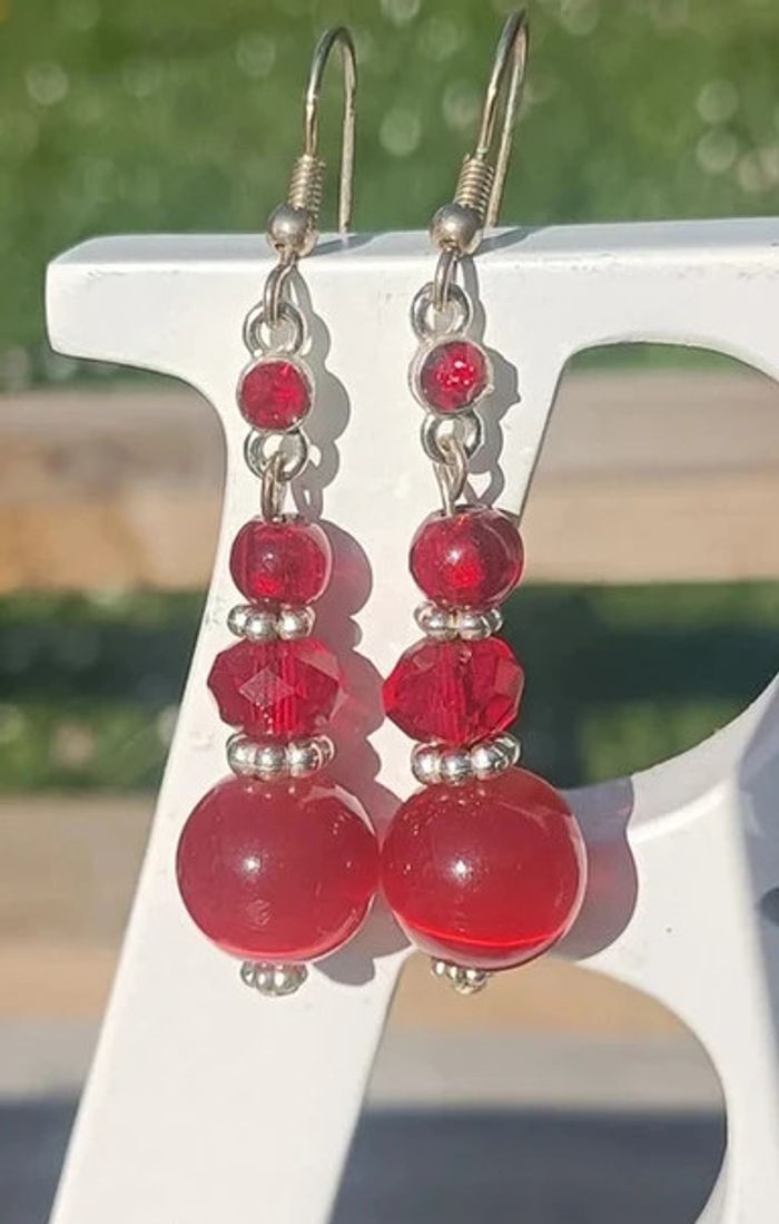 Boucles d'oreilles fantaisie rouge vintage