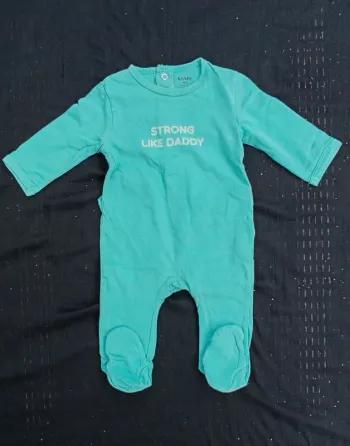 Pyjama vert Strong Like Daddy Kiabi 3 mois