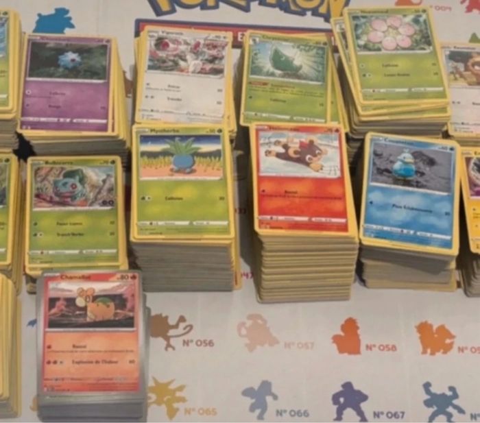 Cartes Pokémon Lot au choix 50,100 ou 200 cartes Noël enfant cadeau - photo numéro 2