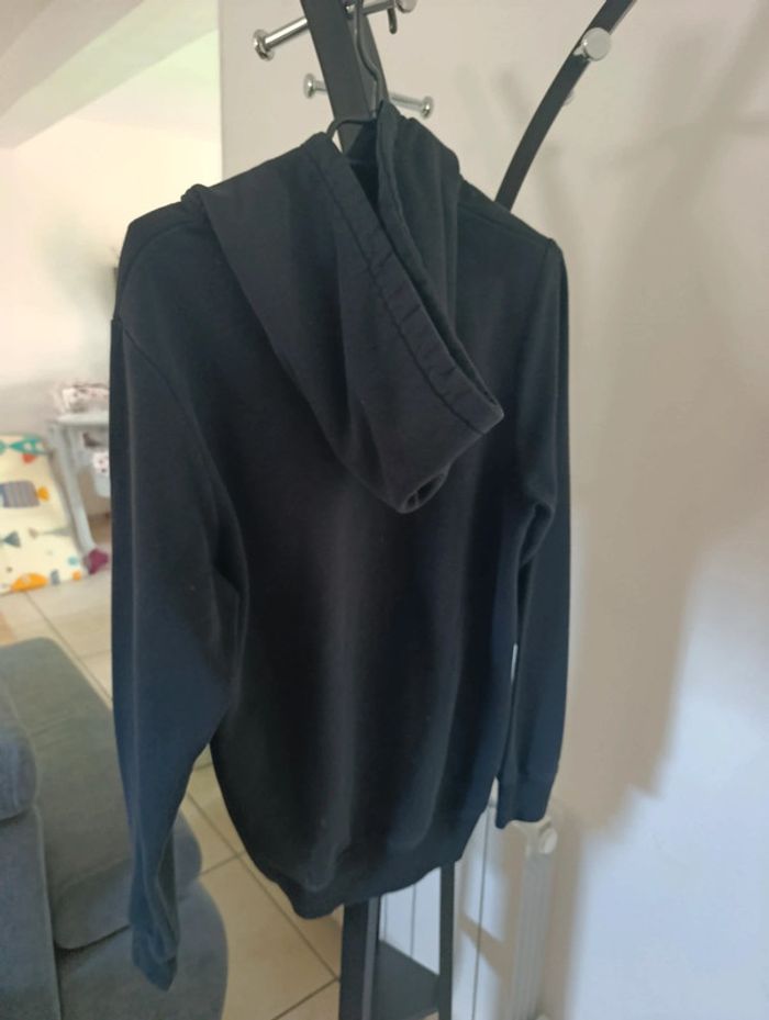 Pull Taille S - photo numéro 2