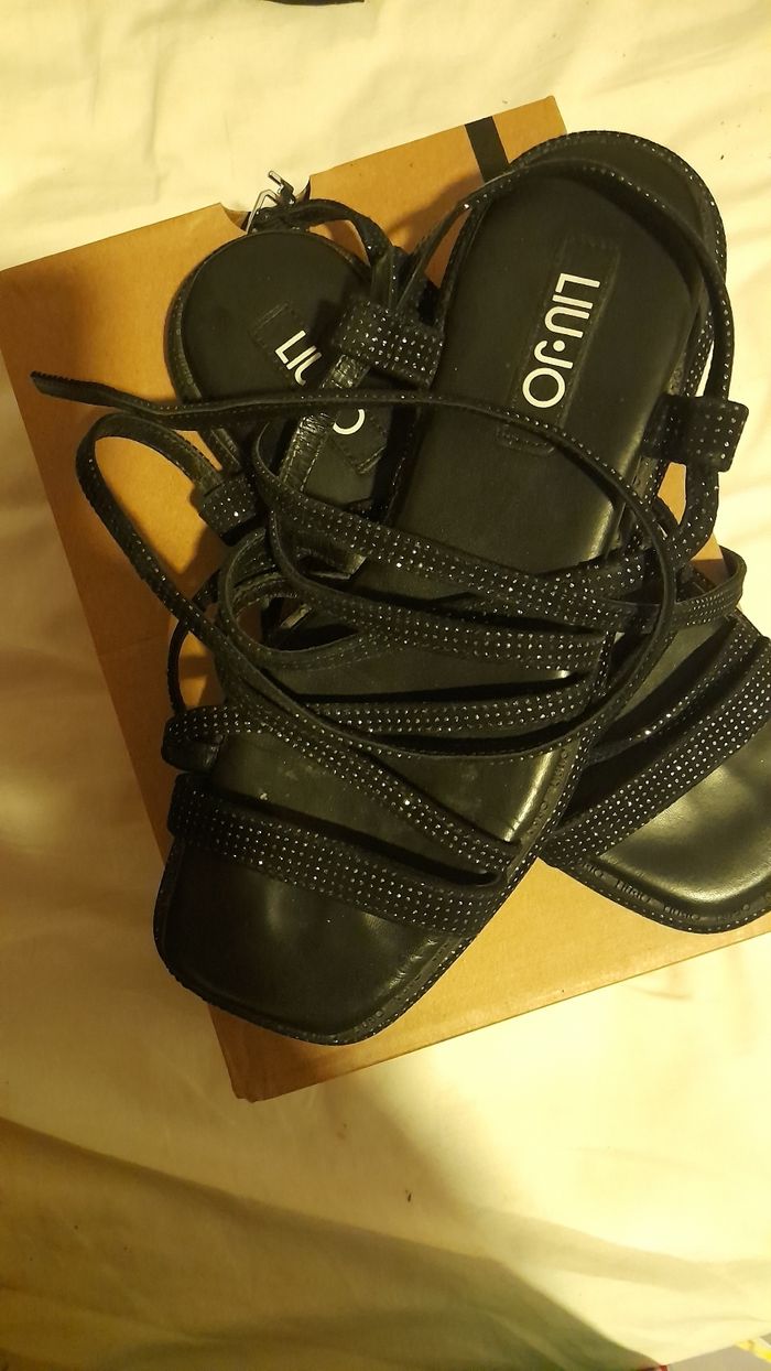 Sandales Liujo en cuir - photo numéro 3