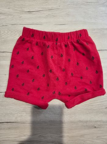 Short rouge avec encre marine bleu, Kiabi, 18 mois