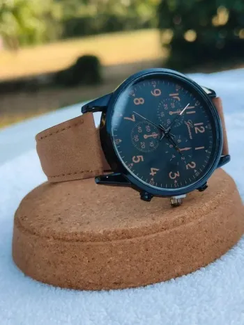 Montre brun, noir, orange, style jazzy