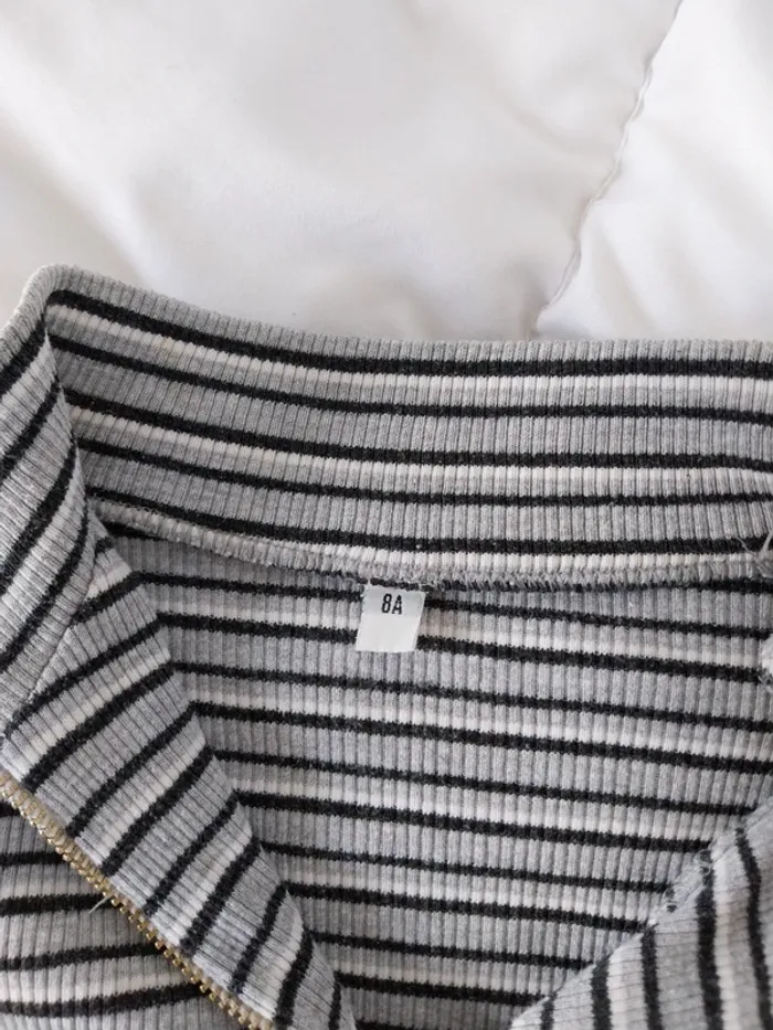 Pull garçon 8 ans - photo numéro 3