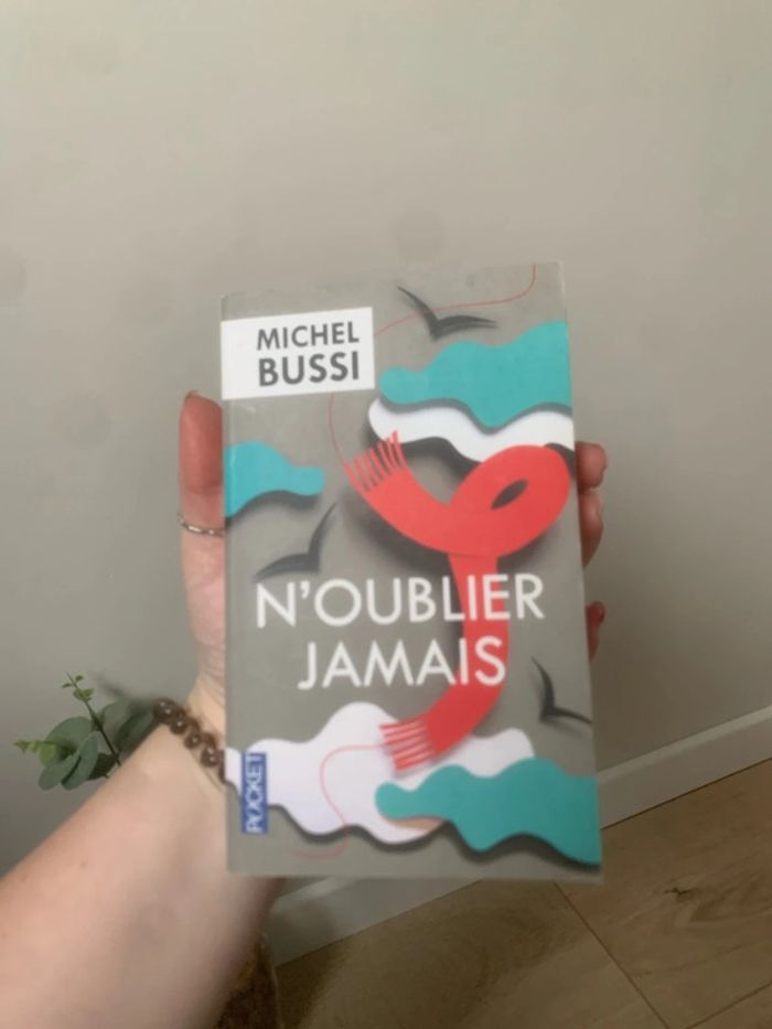 • Bussi ~ N’oublier jamais • - photo numéro 3