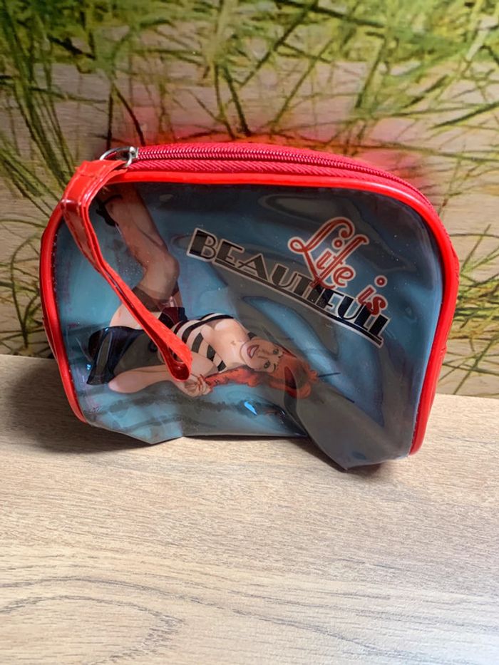 Petit sac porte feuille trousse en plastique