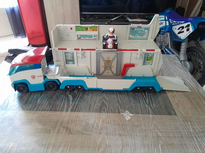 Camions  patrouille - photo numéro 2