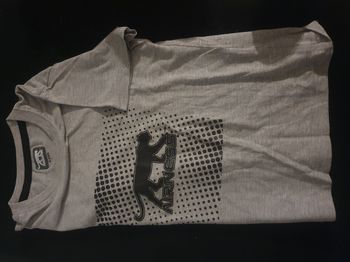 Tee shirt 8 ans