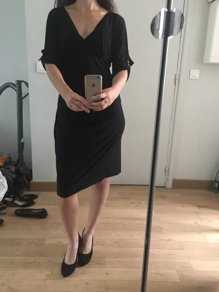 Robe noir Sinéquanone - photo numéro 2