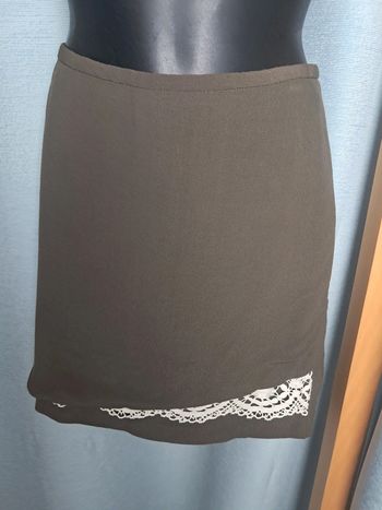 Ikks jupe courte kaki T.36 en tbe