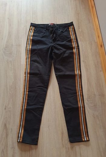 Jean noir rayé Jennyfer 38