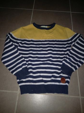 Pull rayé
