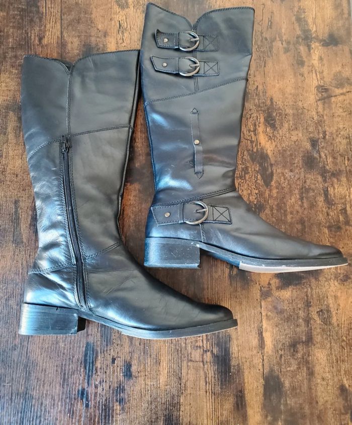 Bottes Hautes femme T 39 - photo numéro 3
