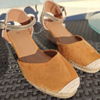 Espadrille Sandales Compensées en Daim Marron Neuve