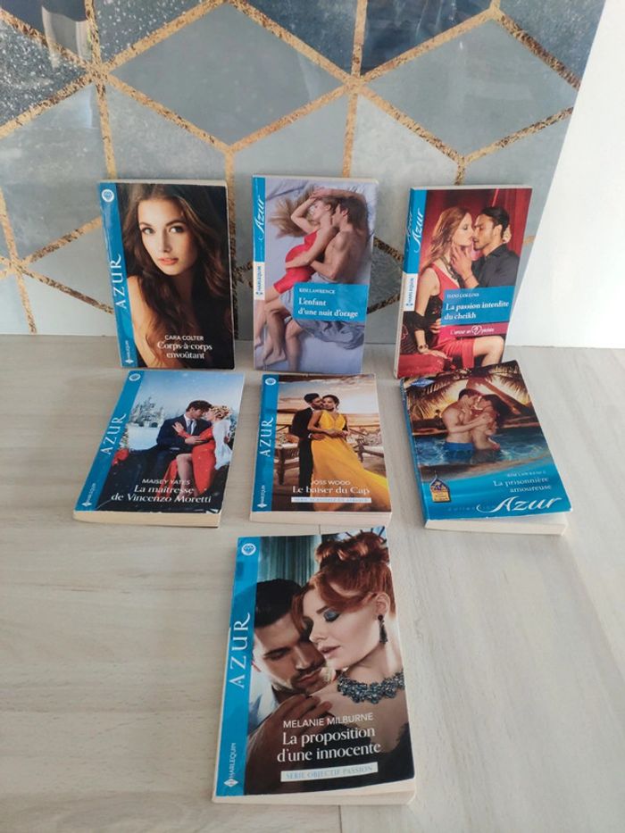 Lot 7 livres harlequin Azur orage prisonnière maîtresse proposition passion baiser
