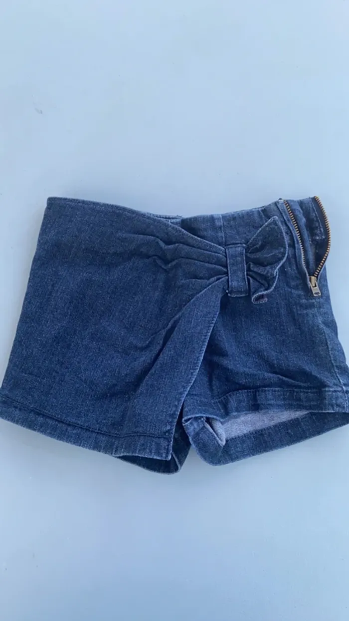 Jupe short 4ans
