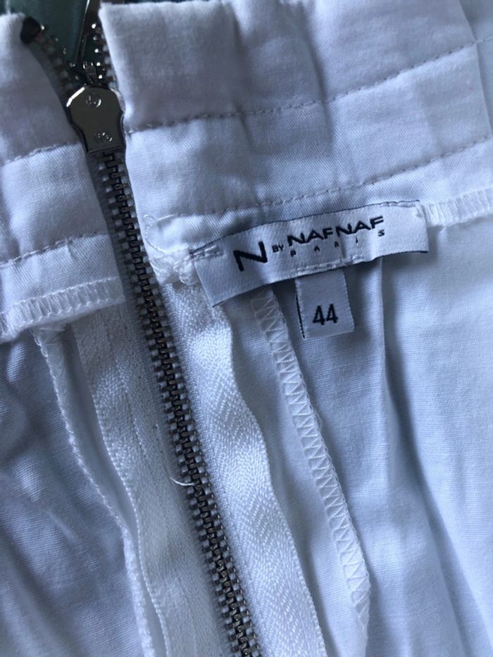 Jupe courte - photo numéro 3
