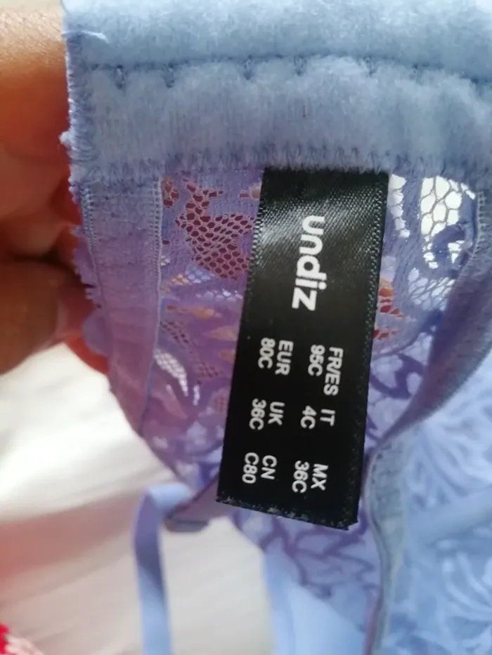 Soutien gorge - photo numéro 3