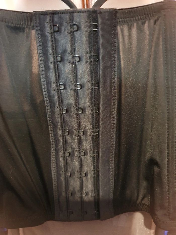 Corset jarretelle 90C - photo numéro 6