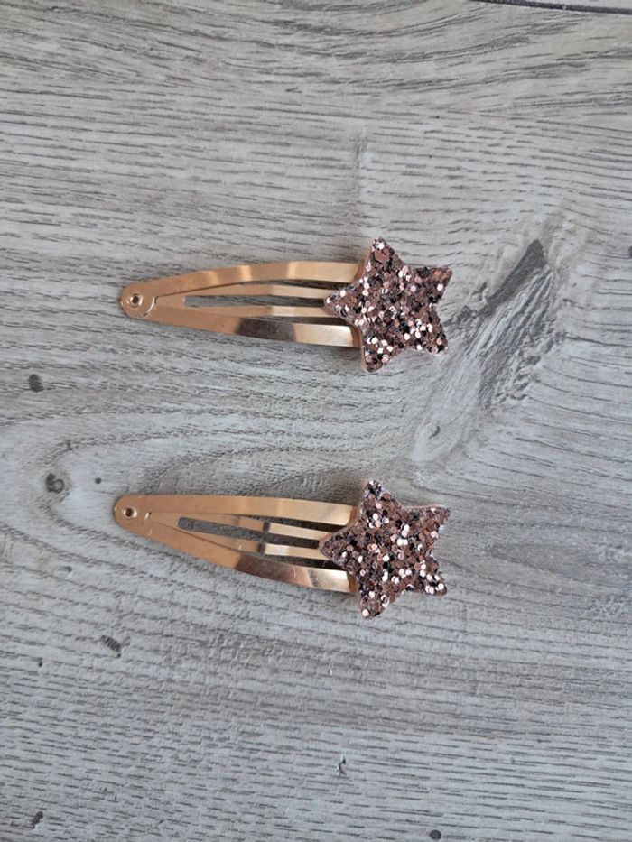 2 barrettes cheveux etoiles paillettes