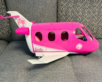 Avion Barbie