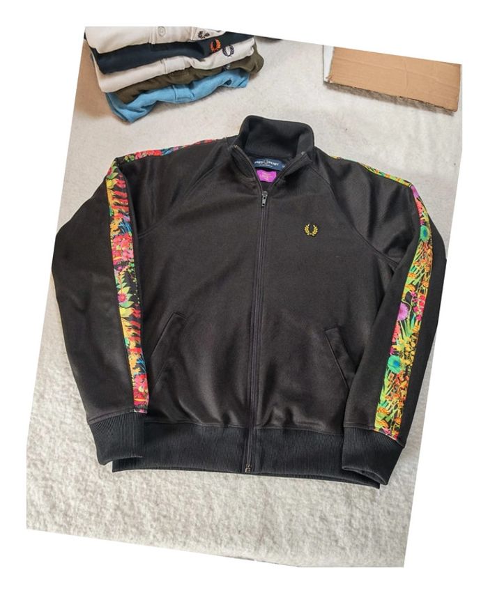 Veste de Survêtement Fred Perry x Liberty Fabric - Collaboration Iconique ! 🔥 - photo numéro 2