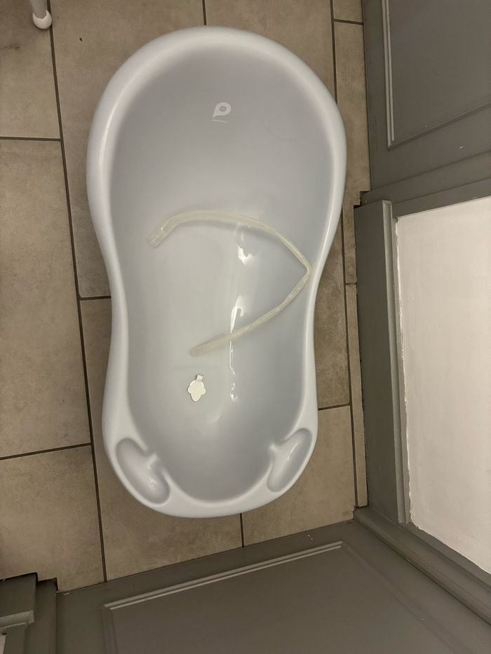 Baignoire avec support et tuyau de vidange - photo numéro 6