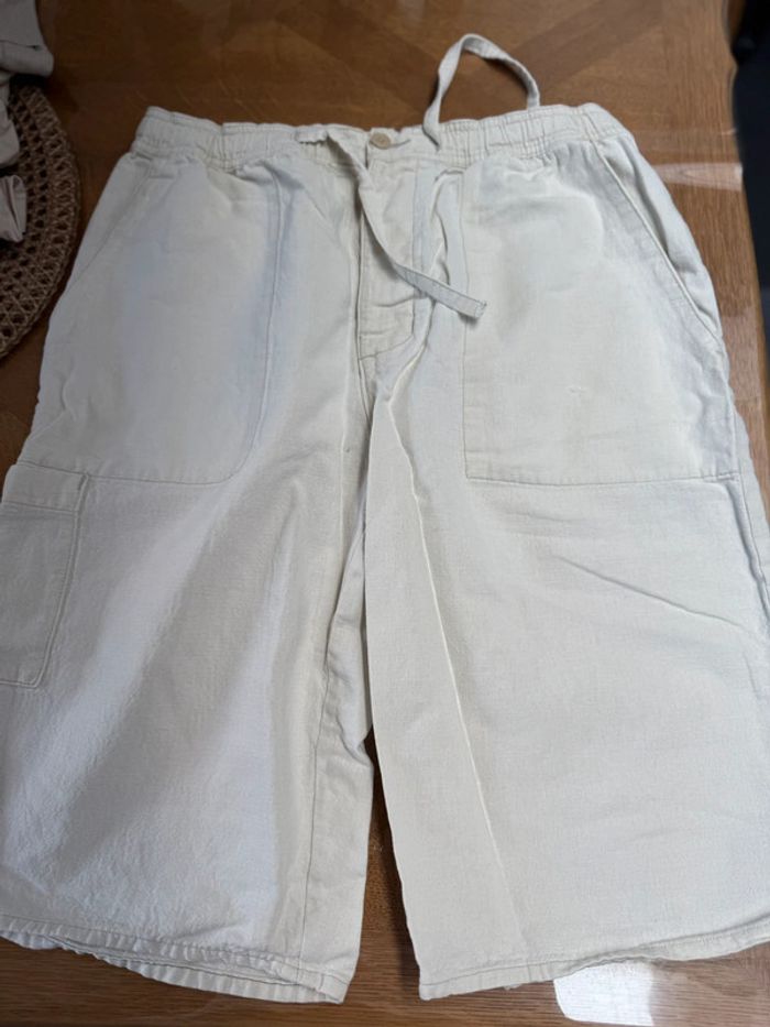 Pantalon court taille M