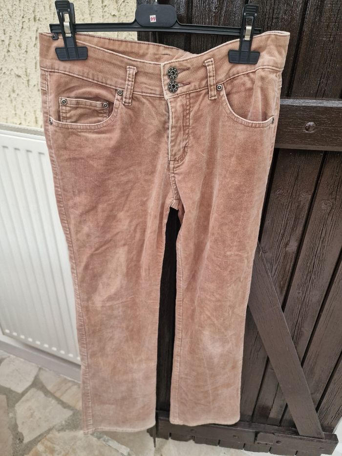 Pantalon en velour rose taille 36
