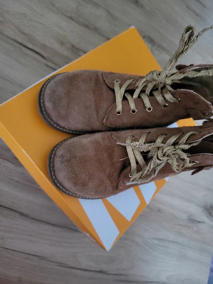 Bottines taille 28 - photo numéro 2