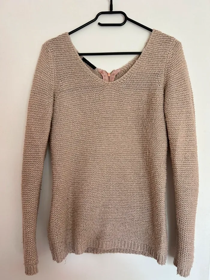 Pull rose argenté