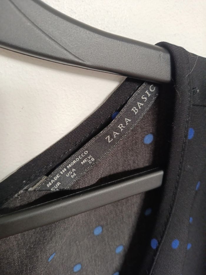 Top noir à pois bleus Zara Basic – Taille S - photo numéro 4