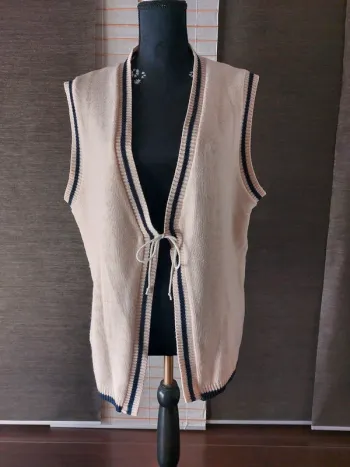 Gilet sans manches fait main