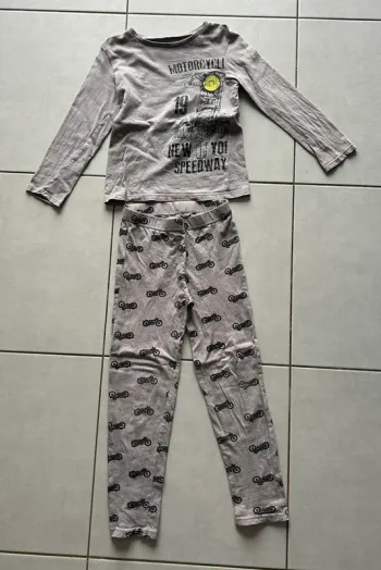 Pyjama fin Kiabi moto 8 ans