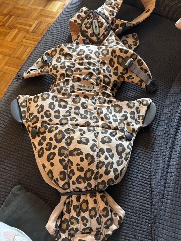 Porte bébé BabyBjörn mini