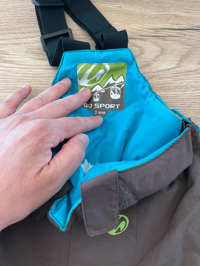 Ensemble salopette+manteau+moufles ski 3 ans - photo numéro 16