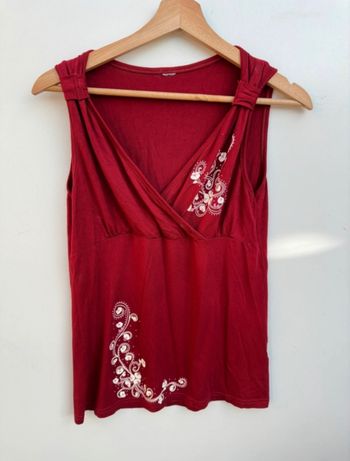 Haut sans manches bordeaux