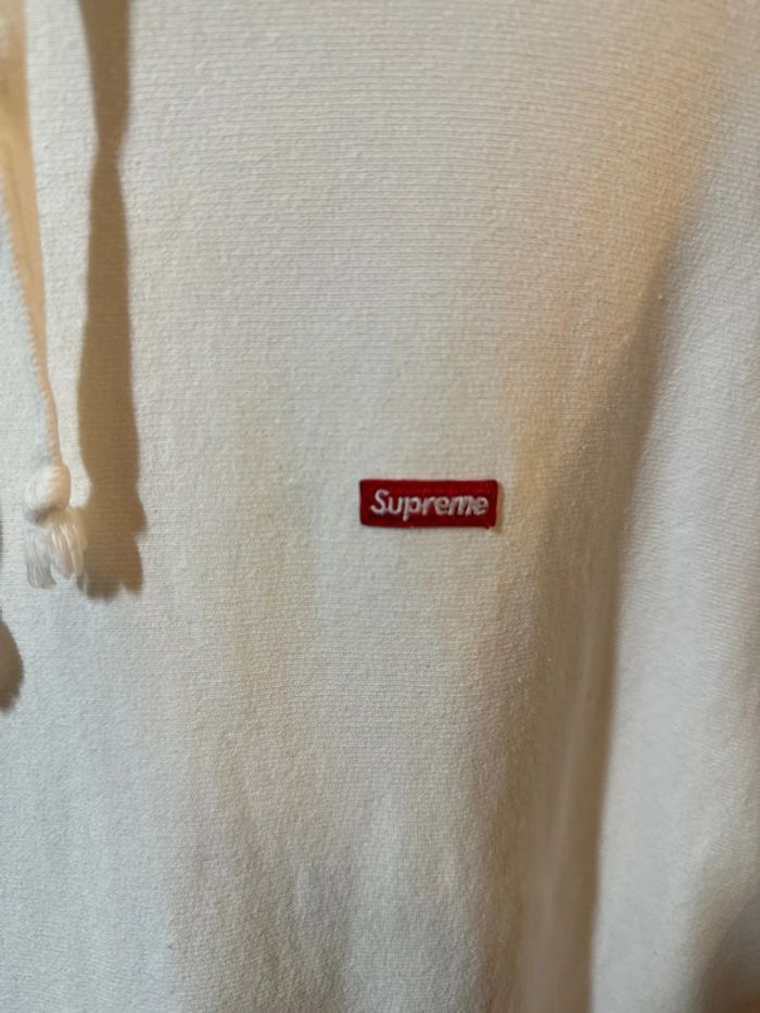 Sweat supreme blanc - photo numéro 2