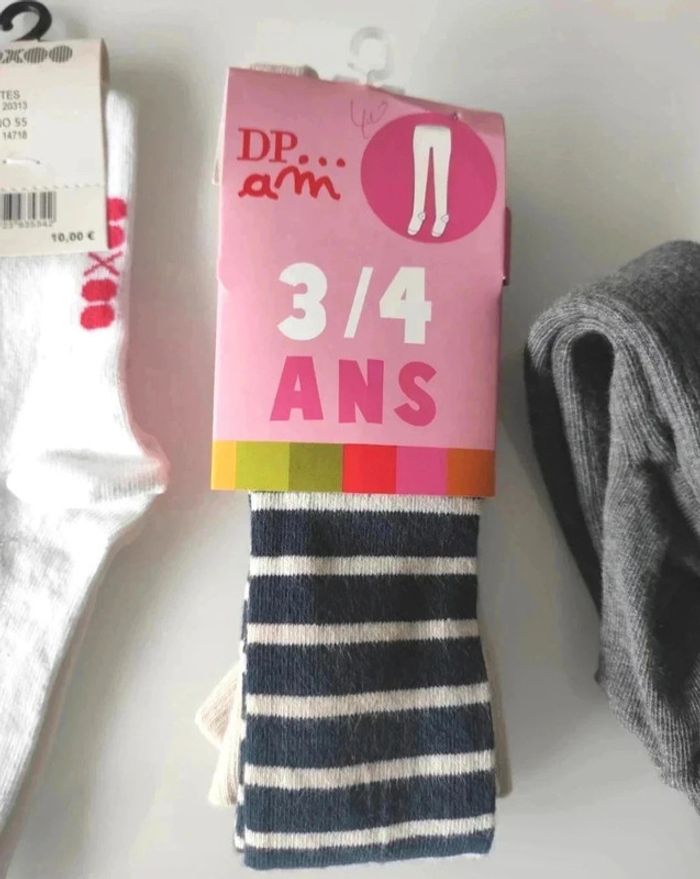 25 € Lot de collants et chaussettes - photo numéro 4
