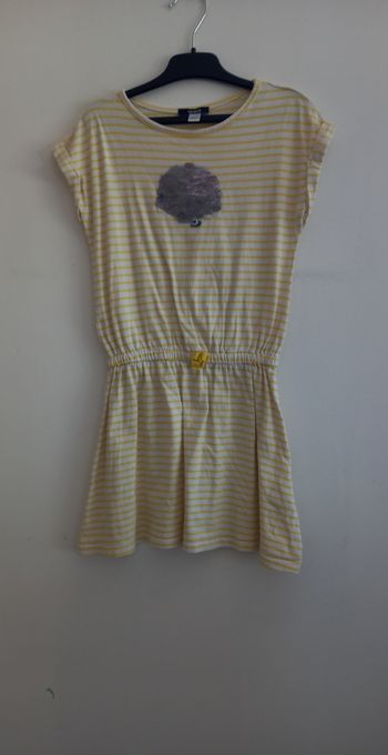 Robe rayé jaune okaidi 8 ans